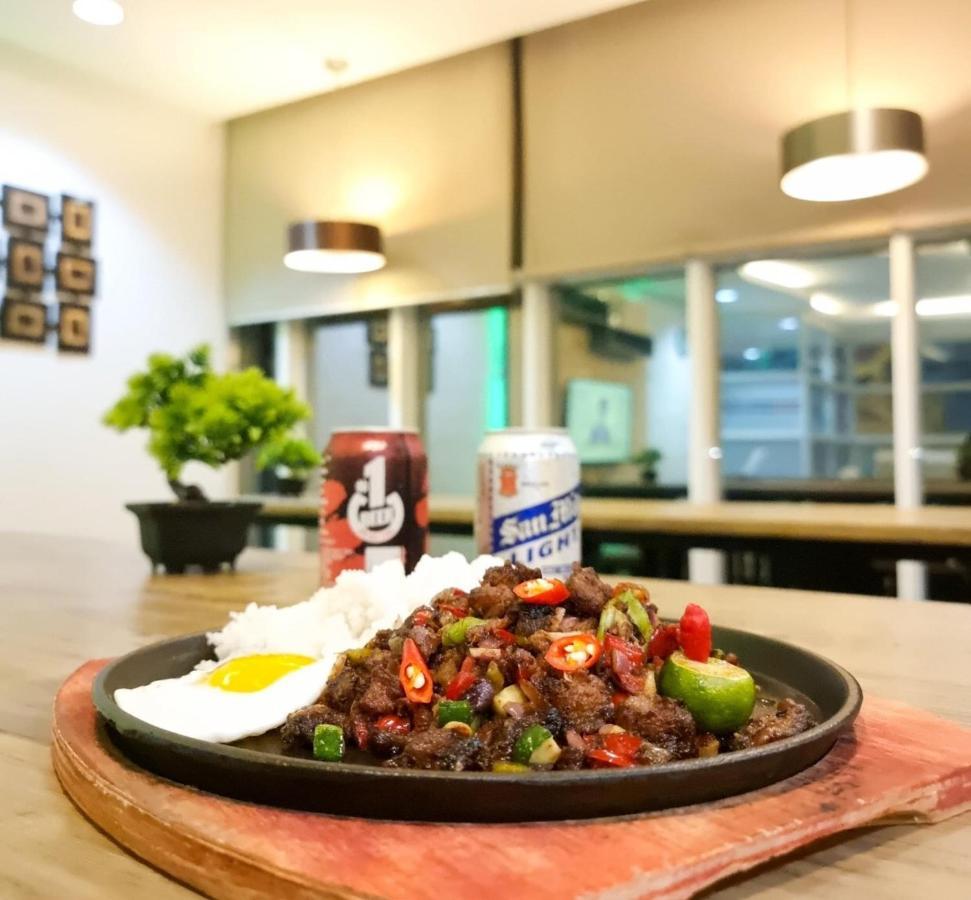 Greenwindows Hotel Davao Ngoại thất bức ảnh